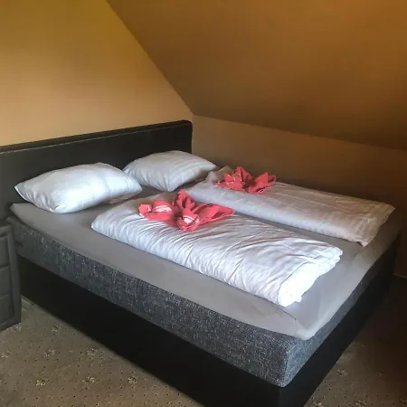 Sophie Deluxe